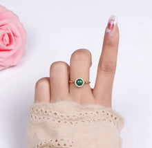 Load image into Gallery viewer, Green Malachite Gemstone Ring
