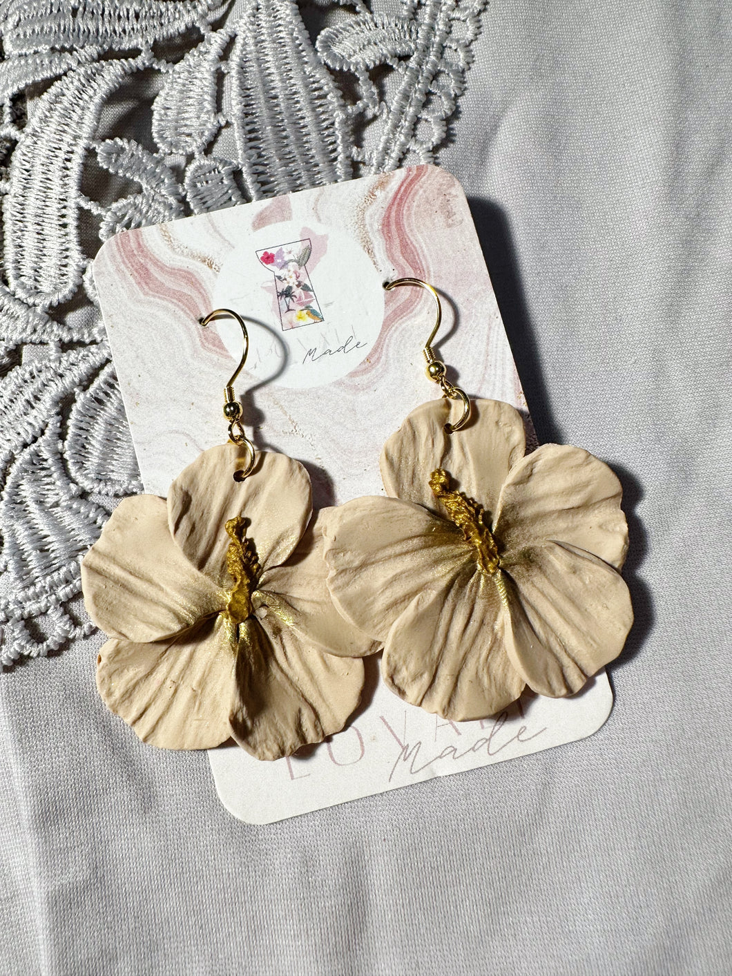 Beige Hibiscus Dangles