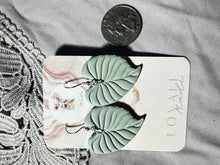 Load image into Gallery viewer, Monstera Leaf Earrings
